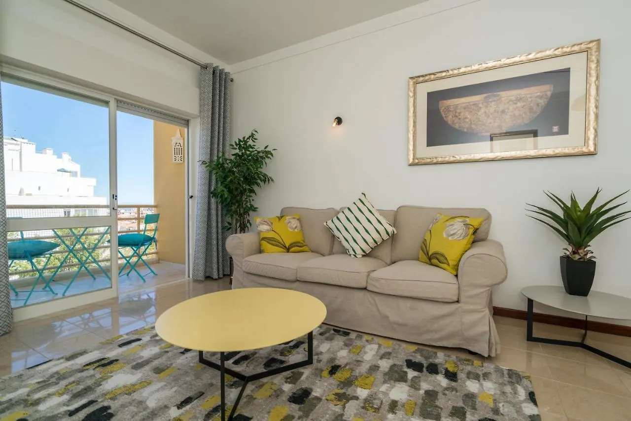 Sunny Seaside Escape Apartment Lagos